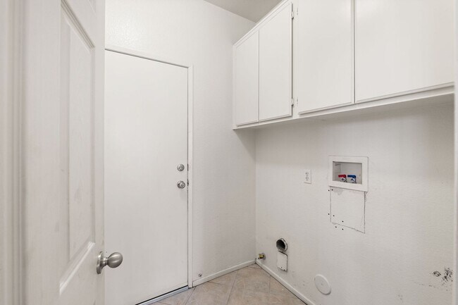 Building Photo - Beautiful Corner Home