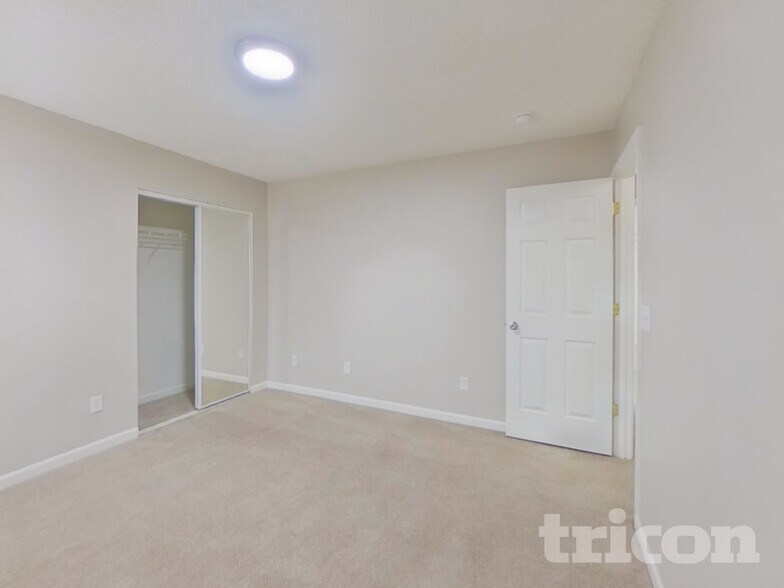 Building Photo - 6652 Rustic View Ct