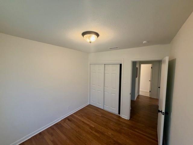 Building Photo - 822 Woodleigh Dr