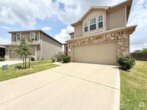 Building Photo - 14502 Chasing Bend Dr