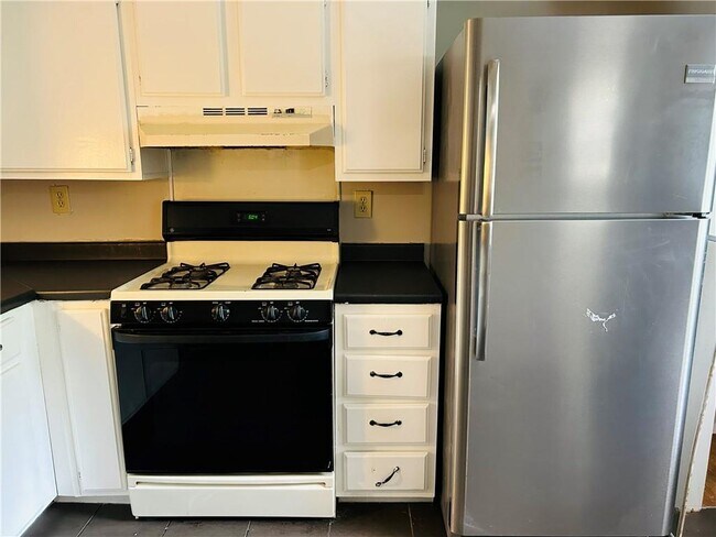 Building Photo - 4309 Lehaven Cir