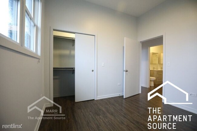 Building Photo - 2500 N Clybourn Ave
