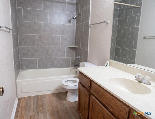 Building Photo - 1706 Wickfield Way
