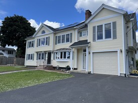 Building Photo - 11 Garrison Rd