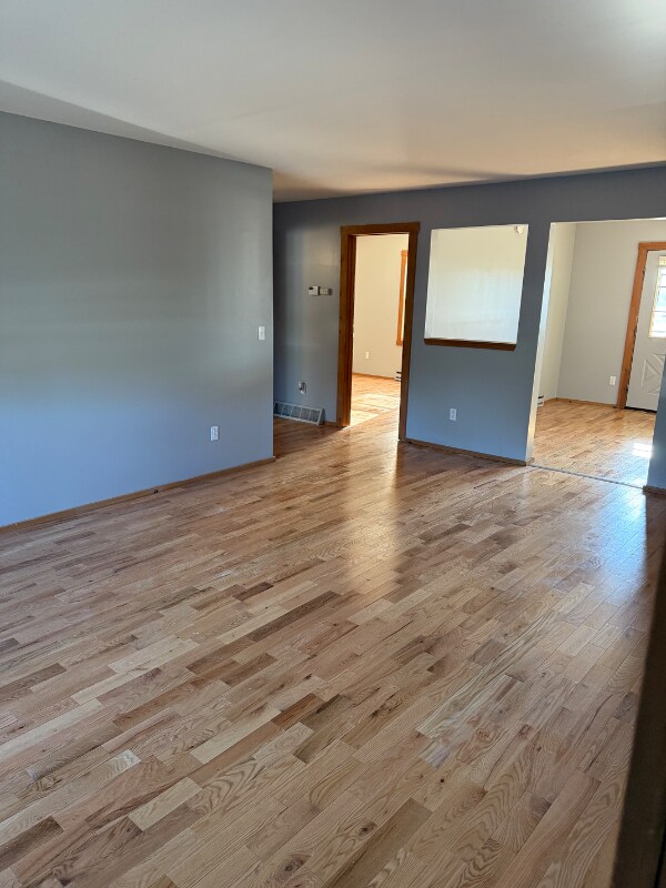 Building Photo - 1260 Loudon Rd