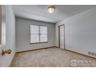 Building Photo - Charming Waterglen 3 Bedroom with a Den!