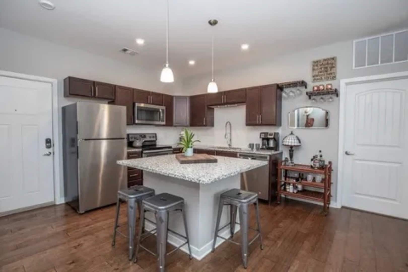 Building Photo - 1118 Litton Ave