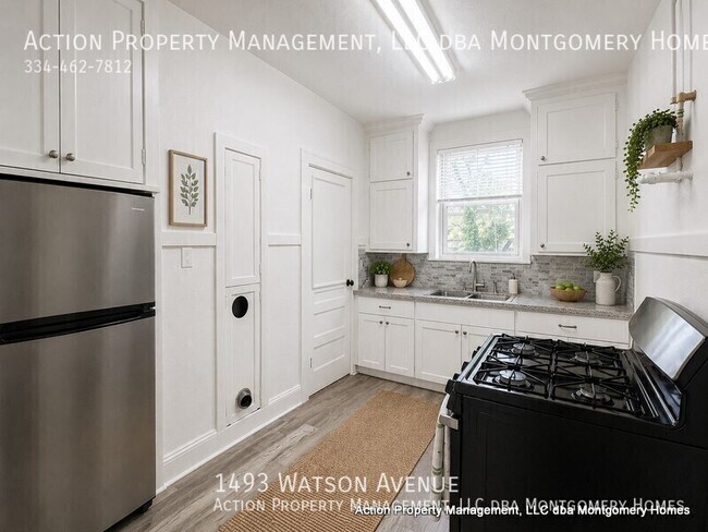Building Photo - 1493 Watson St