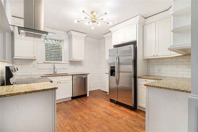 Building Photo - 1719 Flat Shoals Rd SE