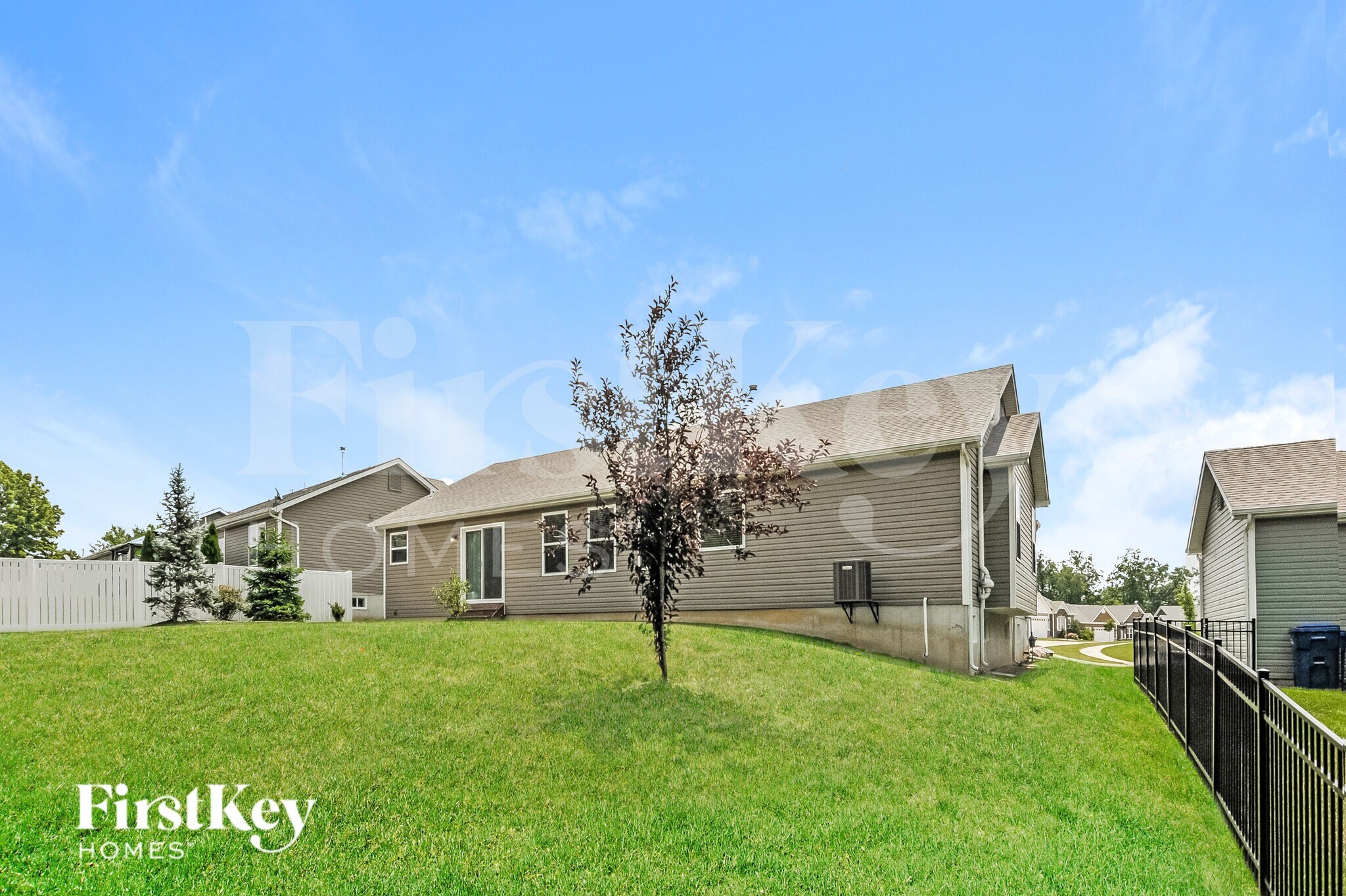 Building Photo - 1811 Barclay Trail Dr