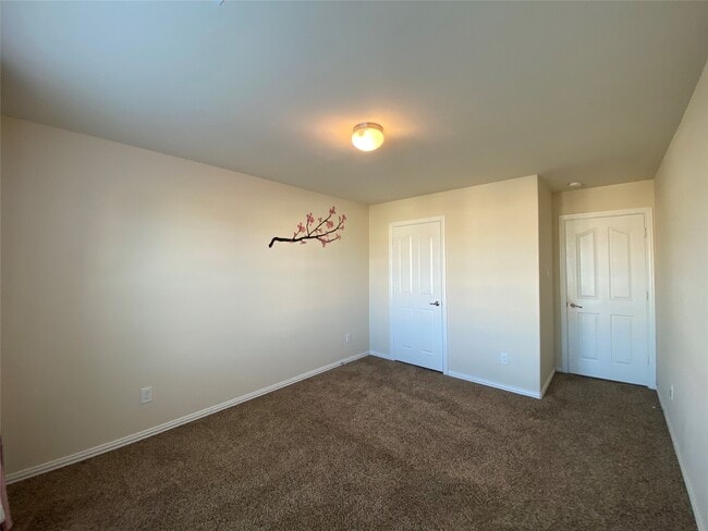 Building Photo - 24615 Forest Canopy Dr