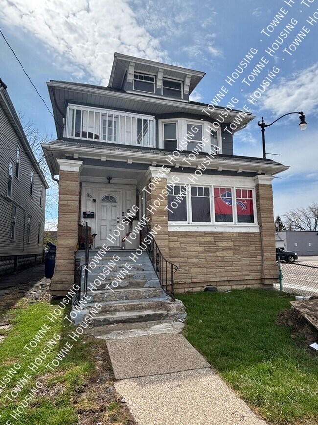 Building Photo - 89 Macamley St