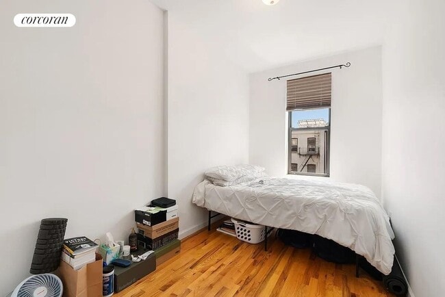 Building Photo - 244 President St