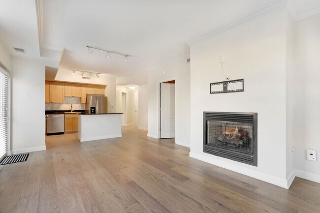 Building Photo - Professionally Managed and Updated// 2 Bedroom 2 bathroom Condo// Logan Circle! // Garage Parking...