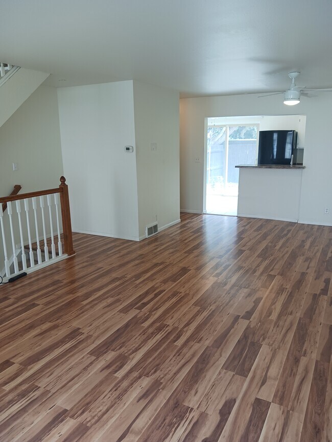 Building Photo - 4373 W Ponds Cir