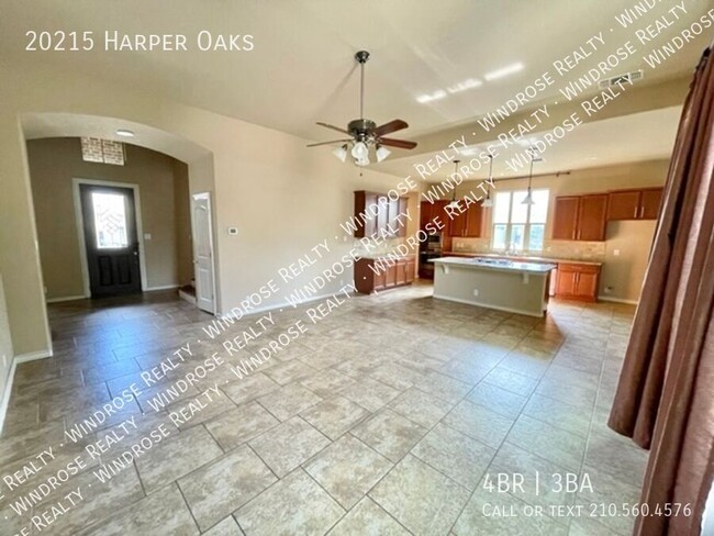 Building Photo - Amazing 4 bedroom 3 full baths home!