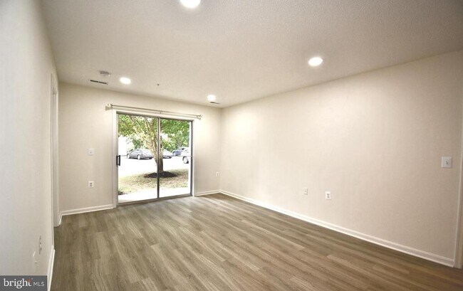 Building Photo - 12901 Churchill Ridge Cir