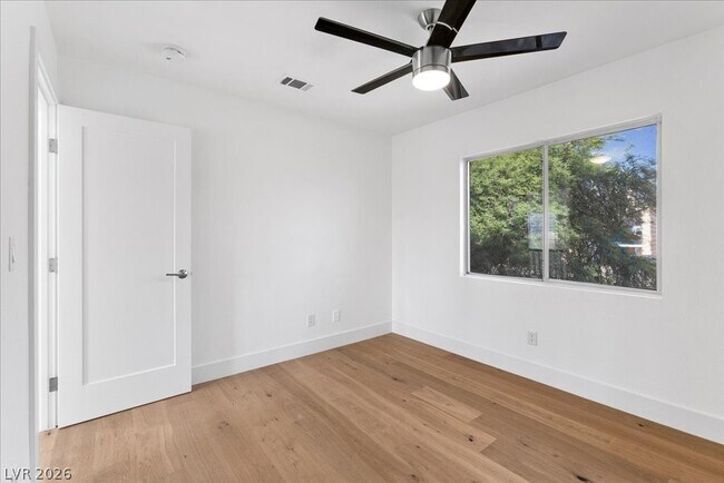 Building Photo - 1101 Enderly Ln