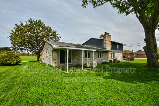 Building Photo - 2430 57th St NE