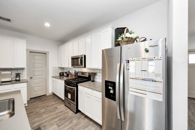 Building Photo - 1734 Windway Ct