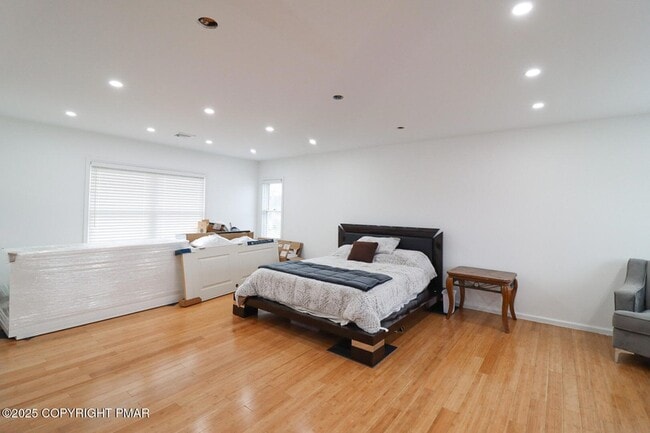 Building Photo - 5502 Concord Dr