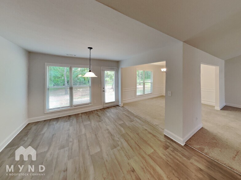 Building Photo - 2320 Spg Brk Dr