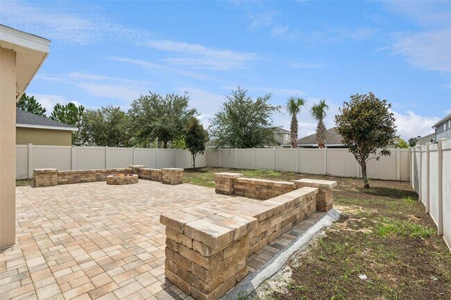 Building Photo - 2227 Napone Ln
