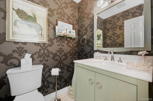 Building Photo - 14 Vinton St