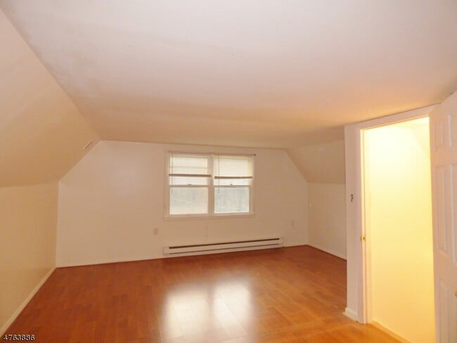 Building Photo - 8 N Glen Ave