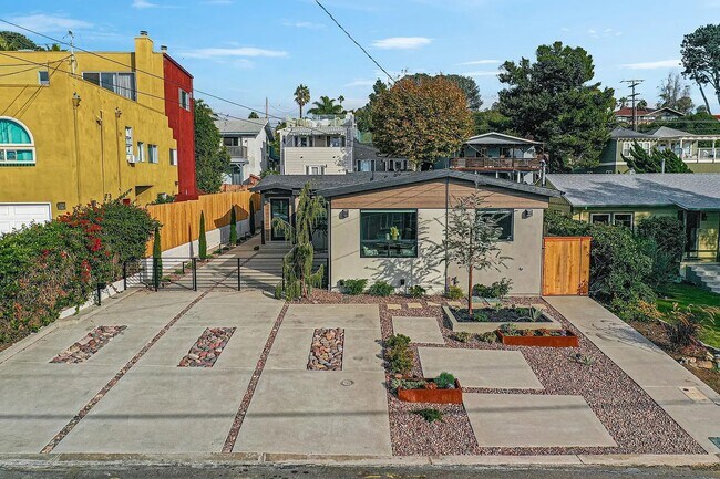 Building Photo - 264 Barbara Ave