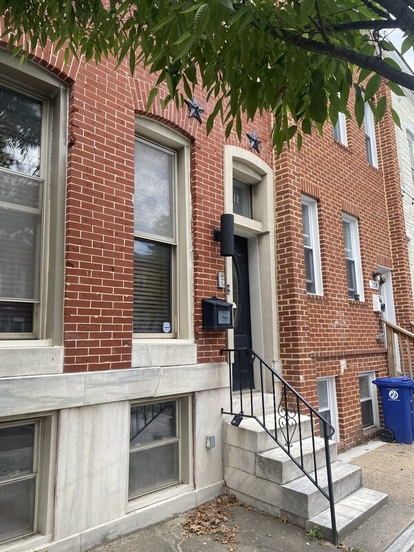 Building Photo - 212 N Luzerne Ave