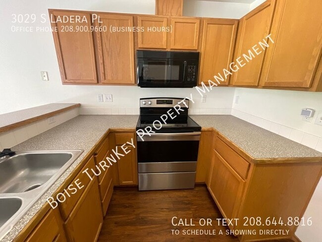 Building Photo - 3029 S Ladera Pl