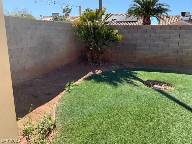 Building Photo - 216 Red Cloud Terrace