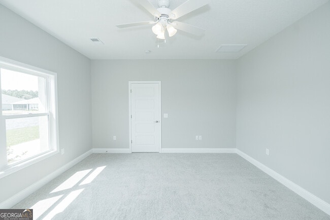 Building Photo - 229 The Villas Wy