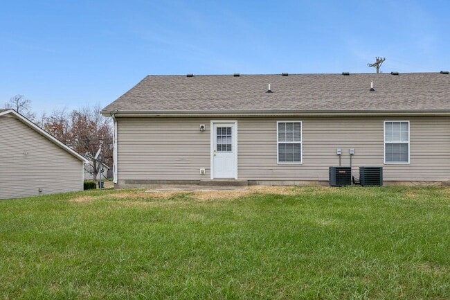 Building Photo - 269 B EXECUTIVE AVENUE