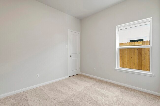 Building Photo - 8215 Blooming Meadow Ln