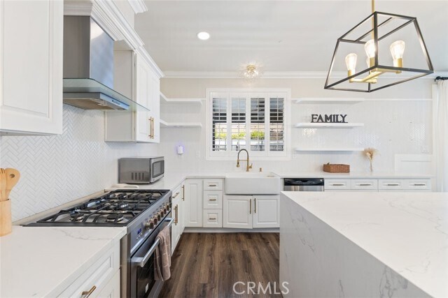 Building Photo - 15736 Home Ct