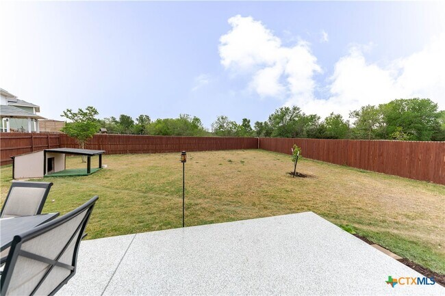 Building Photo - 303 Schuylerville Dr
