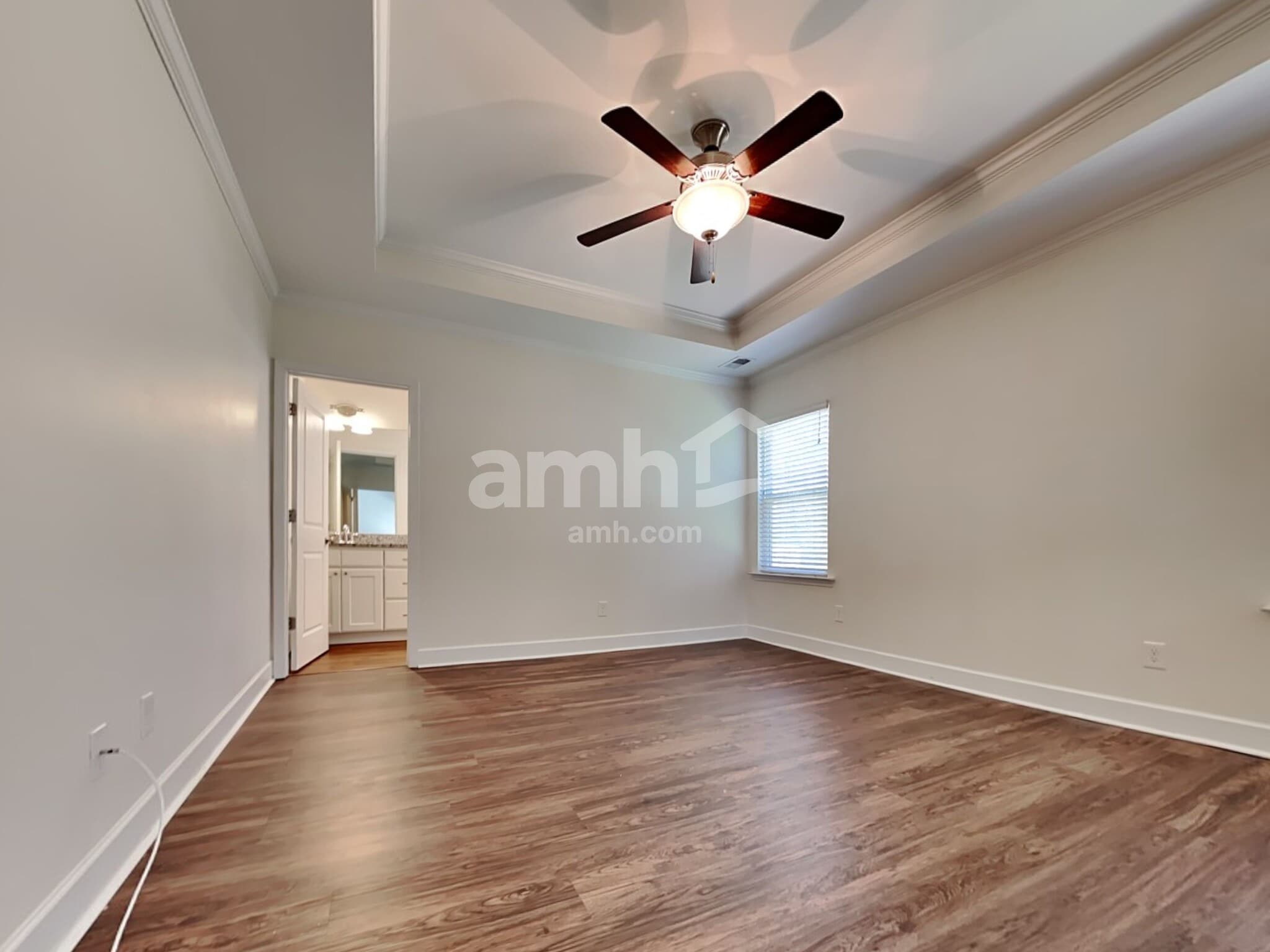 Building Photo - 201 Houston Dr