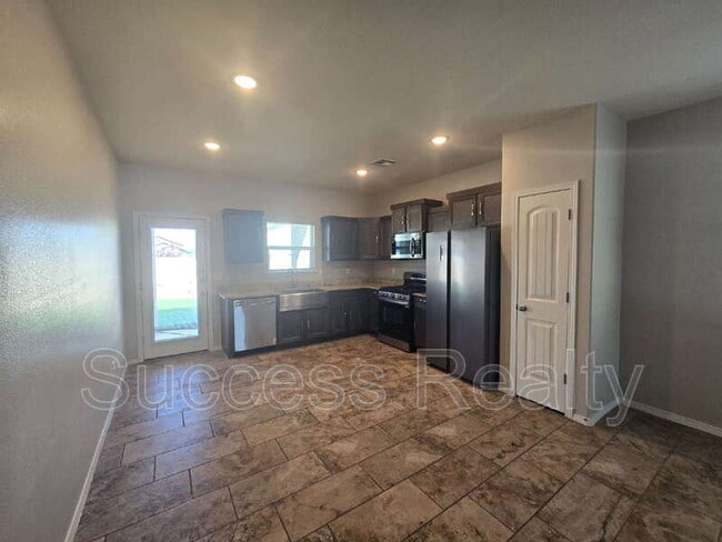 Building Photo - 10624 Hidden Chapel Pl