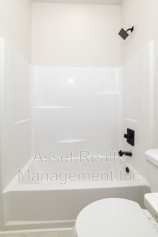 Building Photo - 1422 Beaumont Ave