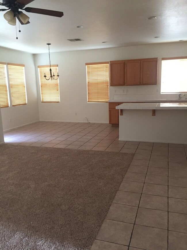 Building Photo - 3BD/2BA House - Witchhazel Ave.