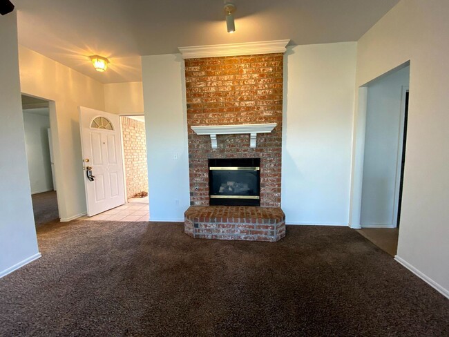 Building Photo - 3 br, 2 bath House - 3908 Western Heights Ave