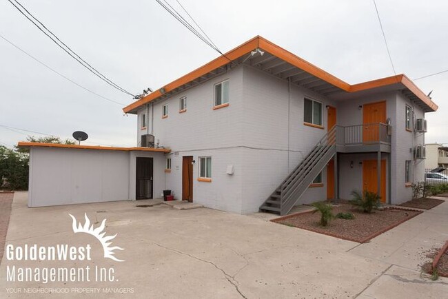 Building Photo - Beautiful 1Bdm 1Ba Apartment in Phoenix! - MI Special.