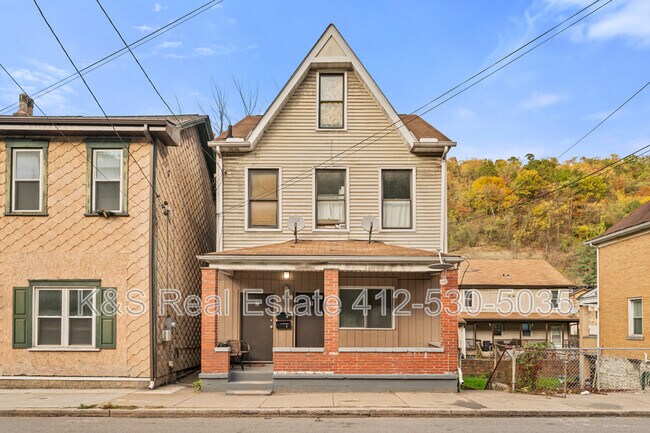 Building Photo - 30 Woodville Ave