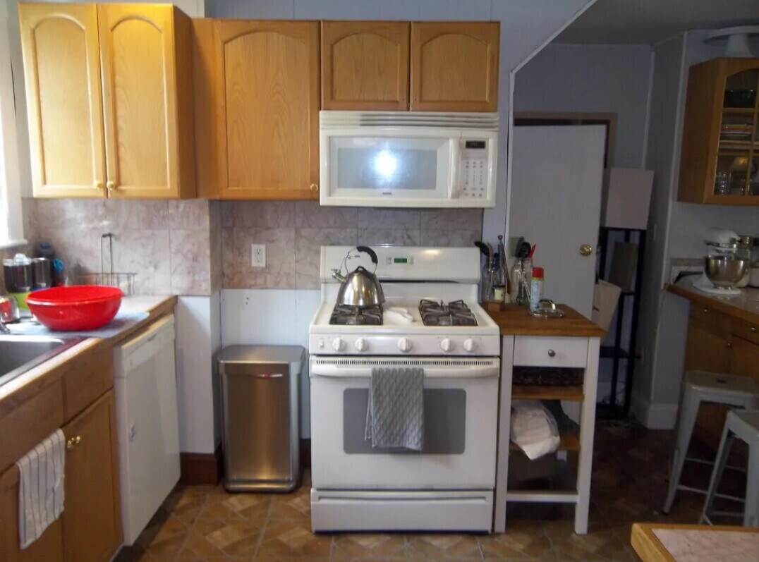 Building Photo - 321 Alewife Brook Pky