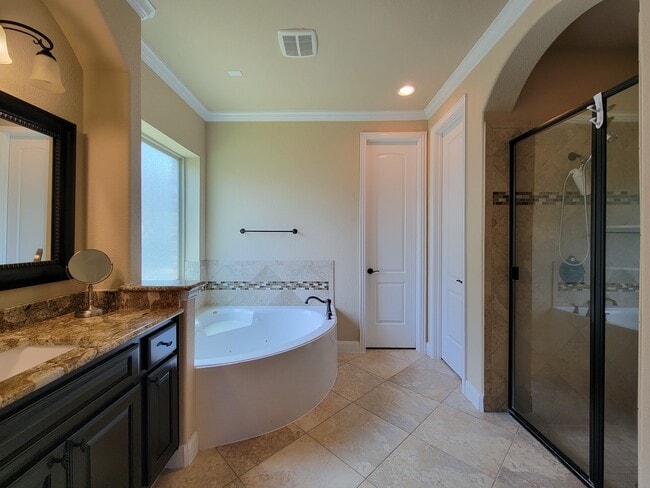 Building Photo - 715 Charleston Heights Ln