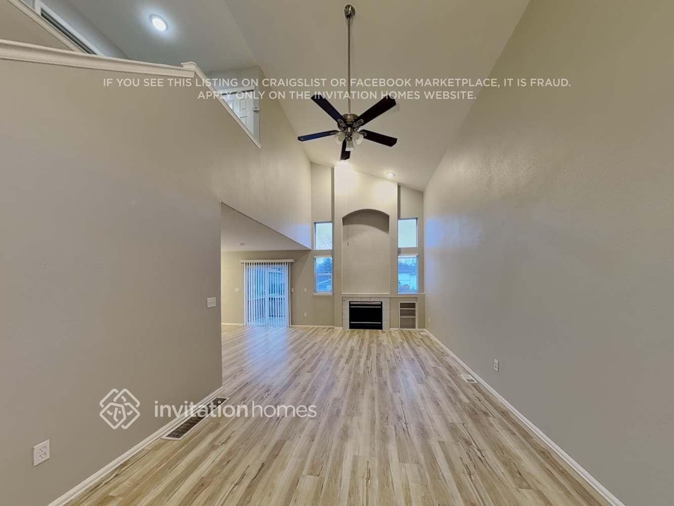 Building Photo - 6454 W 96th Pl