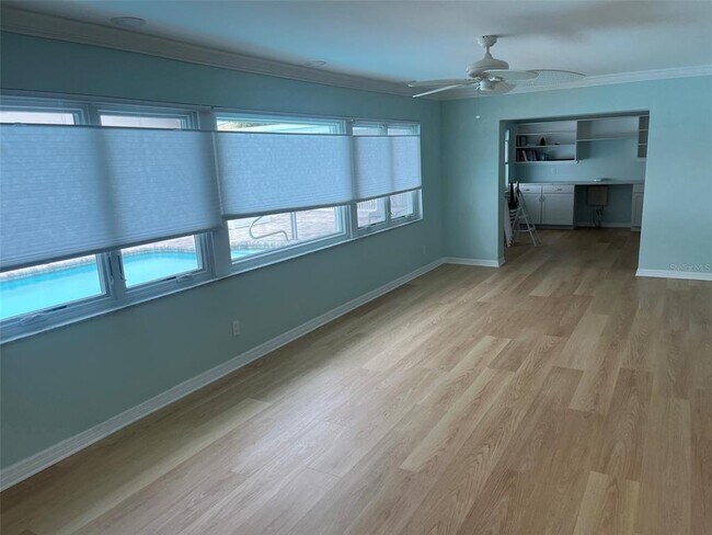 Building Photo - 601 64th Ave