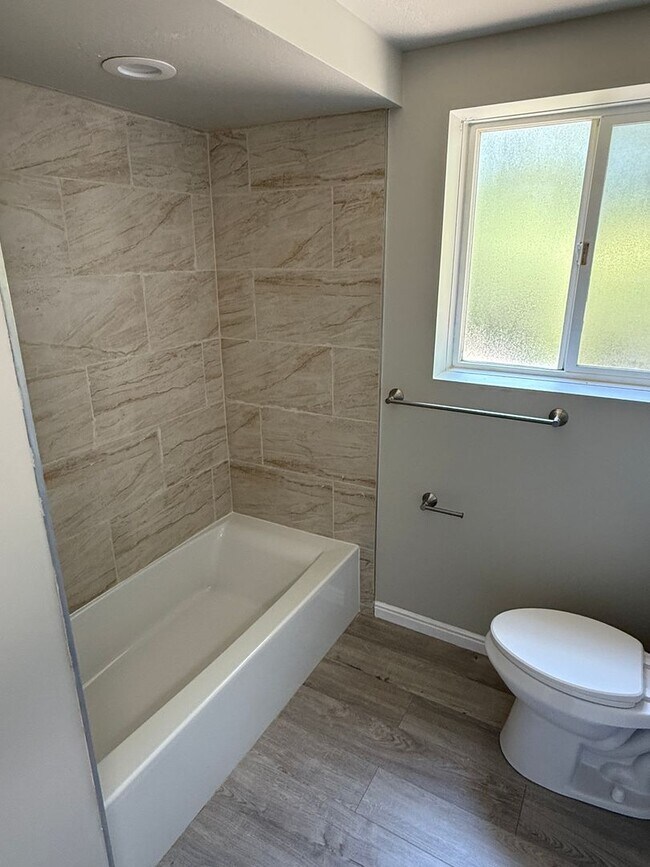 Building Photo - Olympus Cove Five Bedroom Rambler; Amazing...